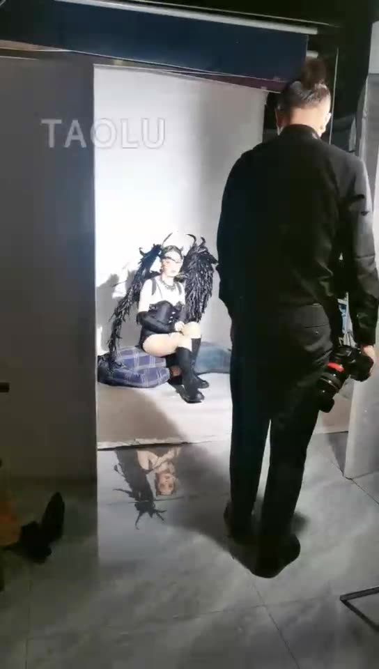 语睛 摄影棚跪陪