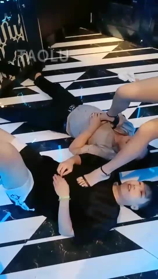 滔滔 KTV被玩