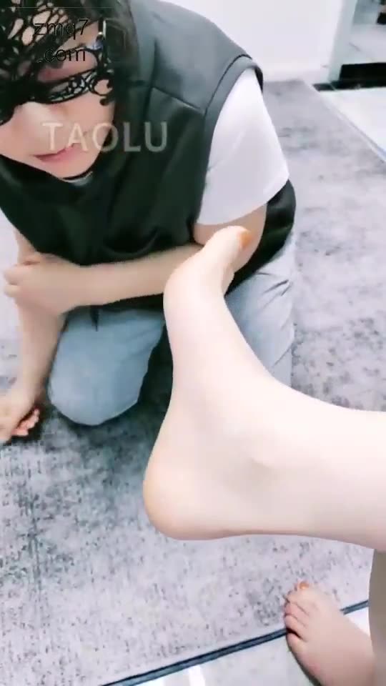 清见 两只小母狗发骚了 上集