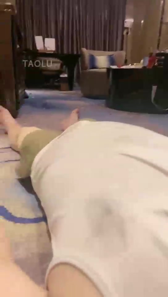 Verin维因 靴子蛋糕 给奴打晕