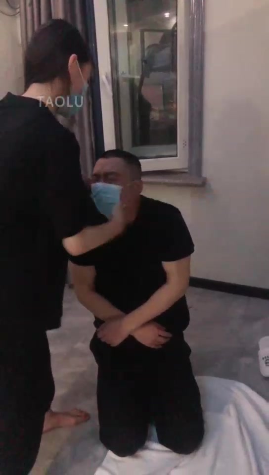 77s的小公狗 双S暴打 二