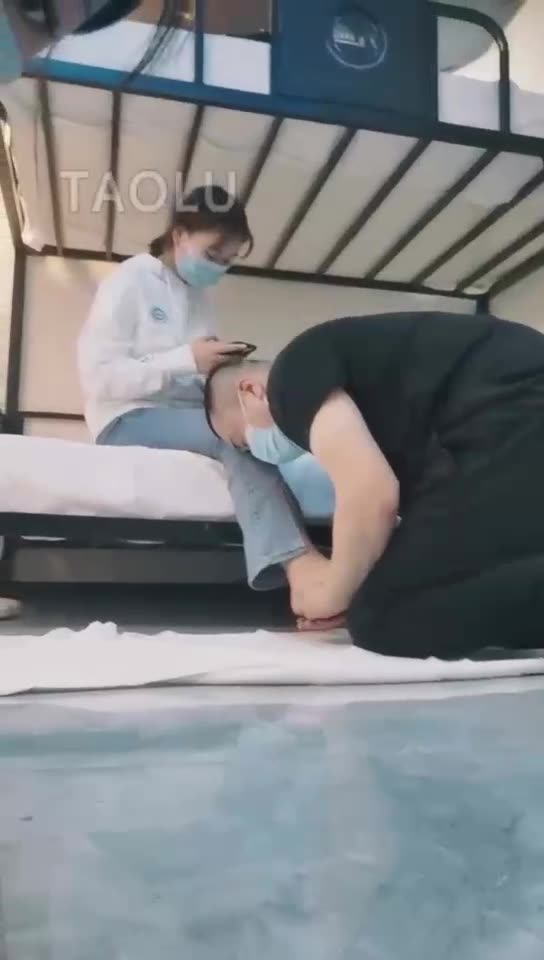 77s的小公狗 双S暴打 一