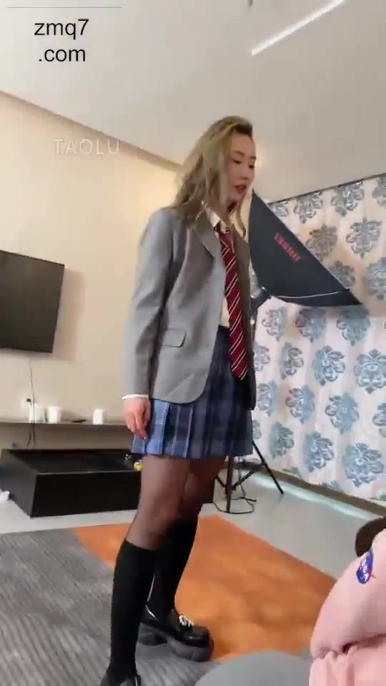 二宝 带175的超模入圈 舔脚 踩踏