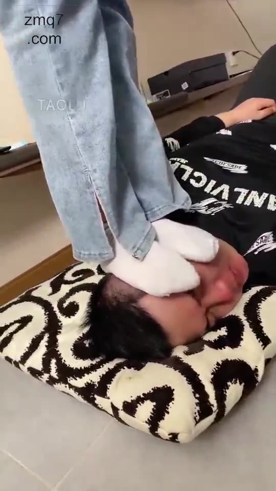 二宝 03小美女又来了 超美脚