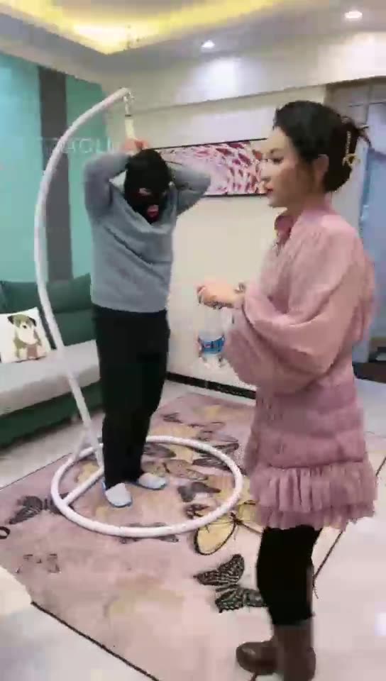鑫儿教头 私奴跑骚被发现 蒙眼吊打踢裆 未知的恐惧才是最大的恐惧