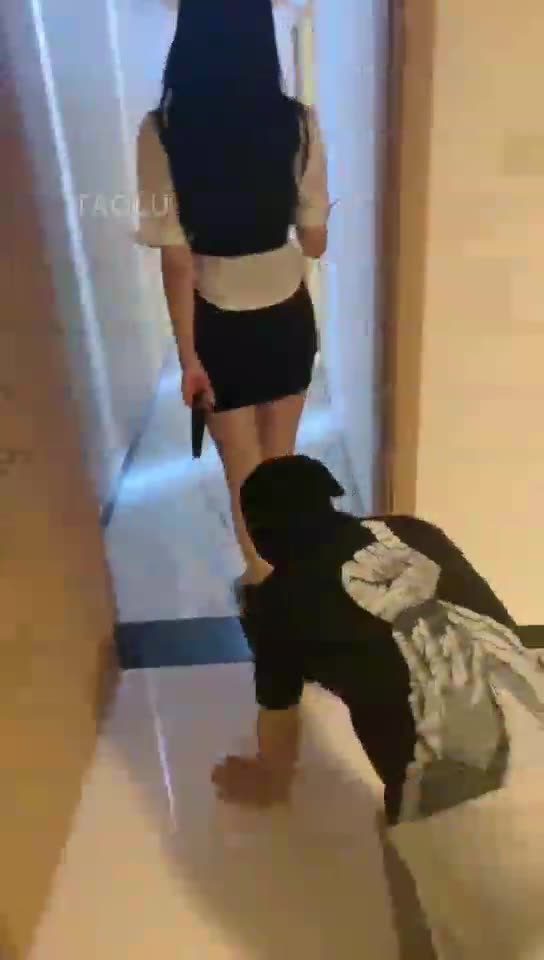 轩宁 教室剧情 窒息深喉 打手心 踢裆 鞭打踩虐钻裆