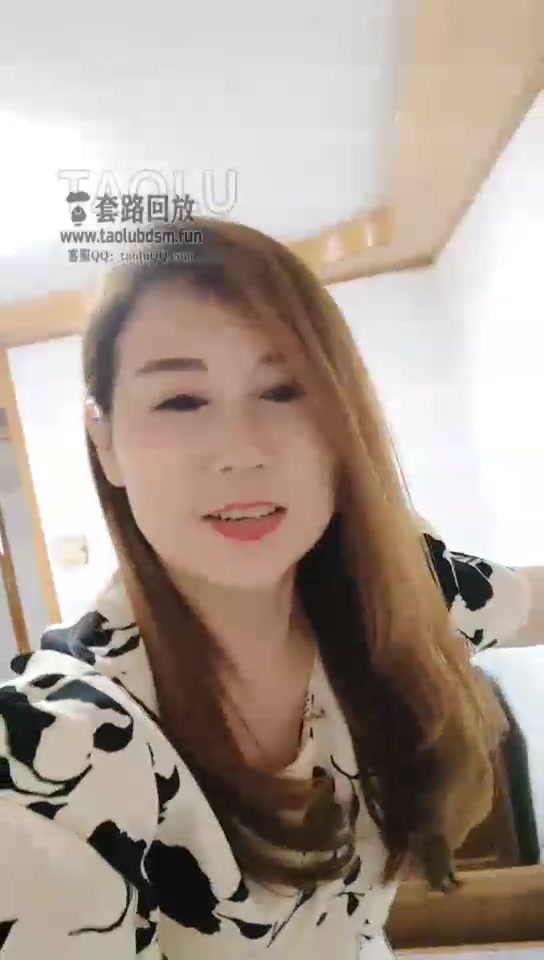 残忍的美杜莎 全体重高跟踩踏
