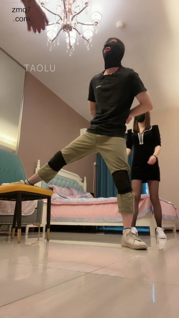 乔皙 带素人闺蜜 当当当