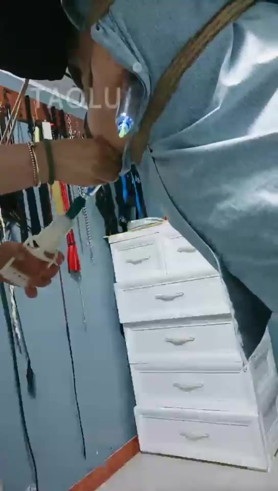 唯雅 驷马一点一点往上收紧是什么感受 快崩溃了吧