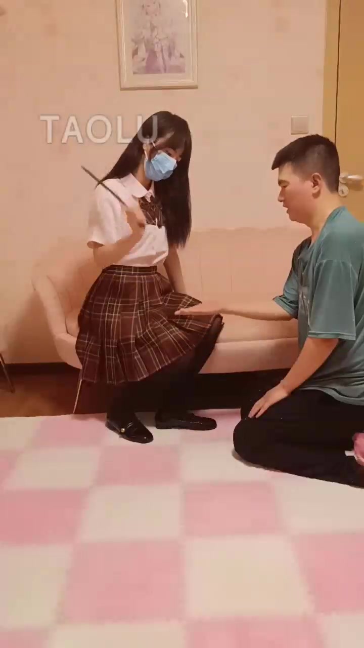 重庆第一帅男神 女仆小七JK调教我 红绿灯 榨精