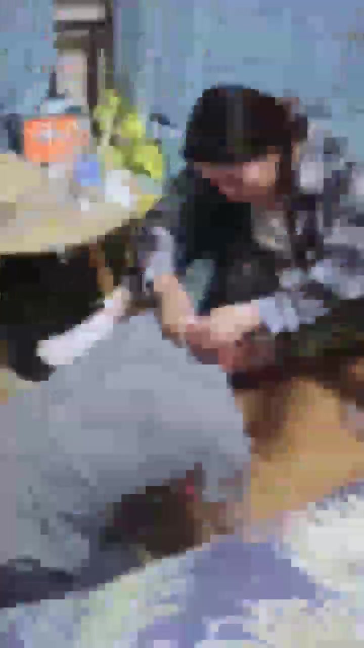 冷欣情侣 帆布鞋 喂食 圣水