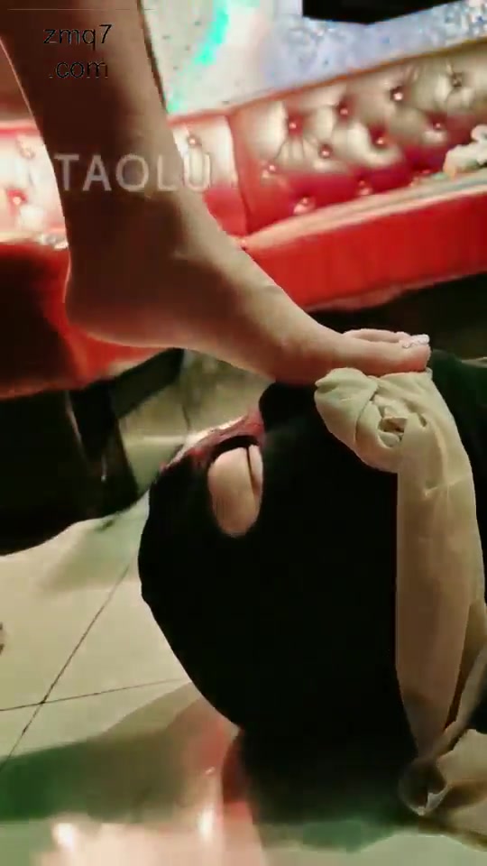 猫神大人 KTV户外舔脚专场