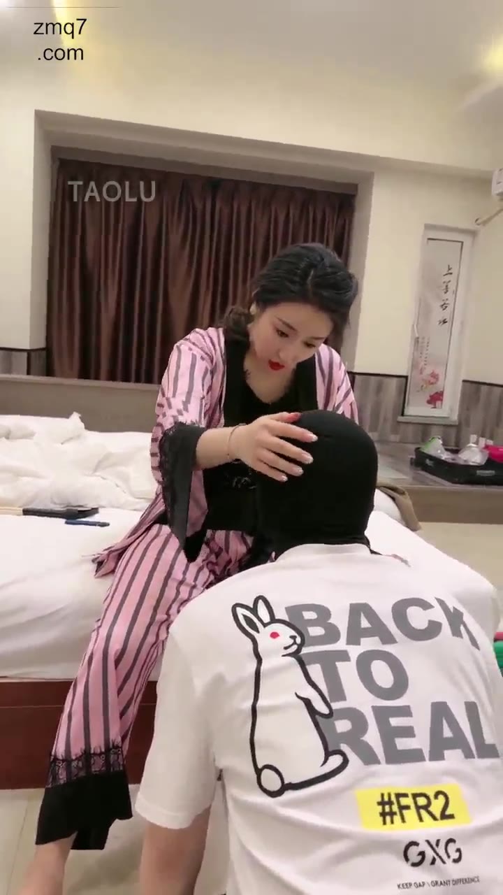 鑫儿 小动物不听话多半是欠揍了