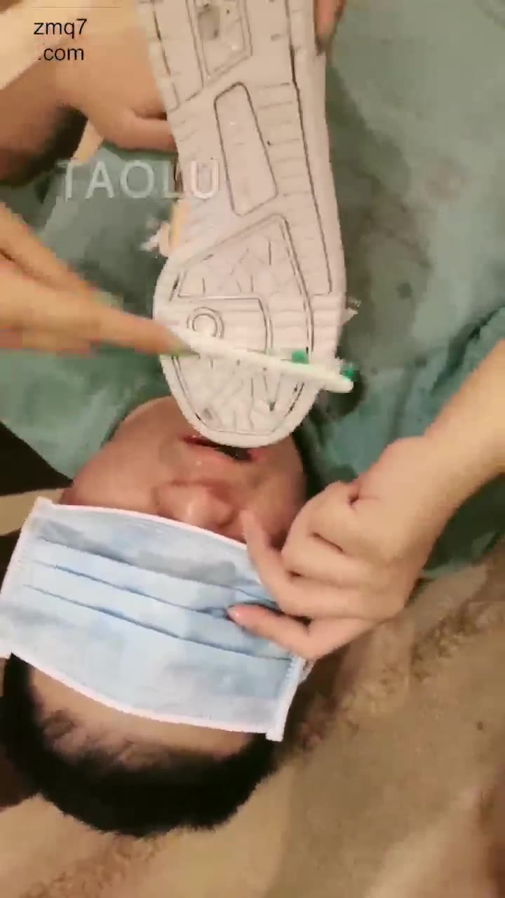 妮可 酒店里的调教 杀猪般惨叫 全程粗口辱骂