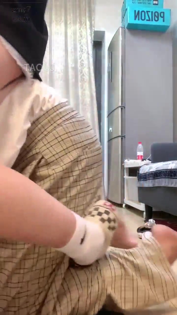 暴力美学 棋盘葛藤空跳纹身奴