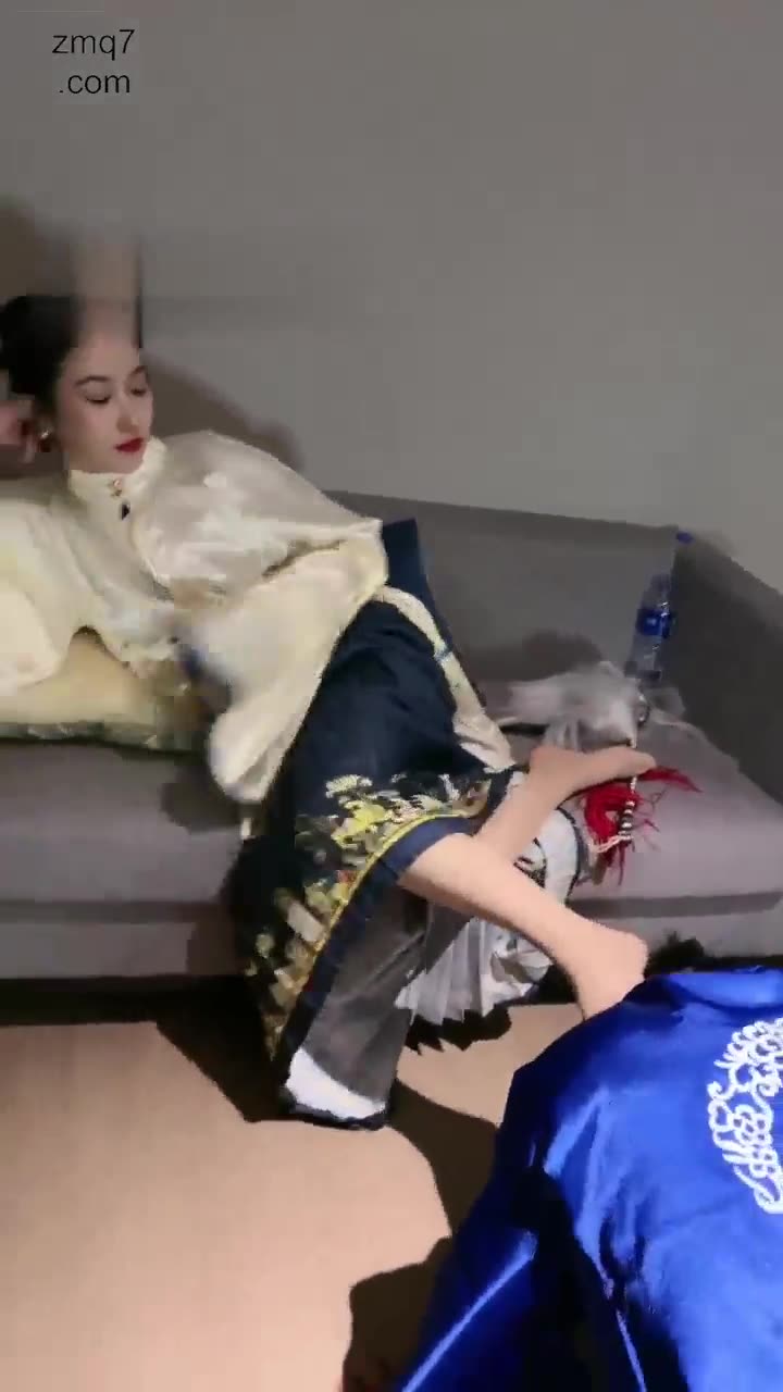 鑫儿 小娘子戏耍阉人