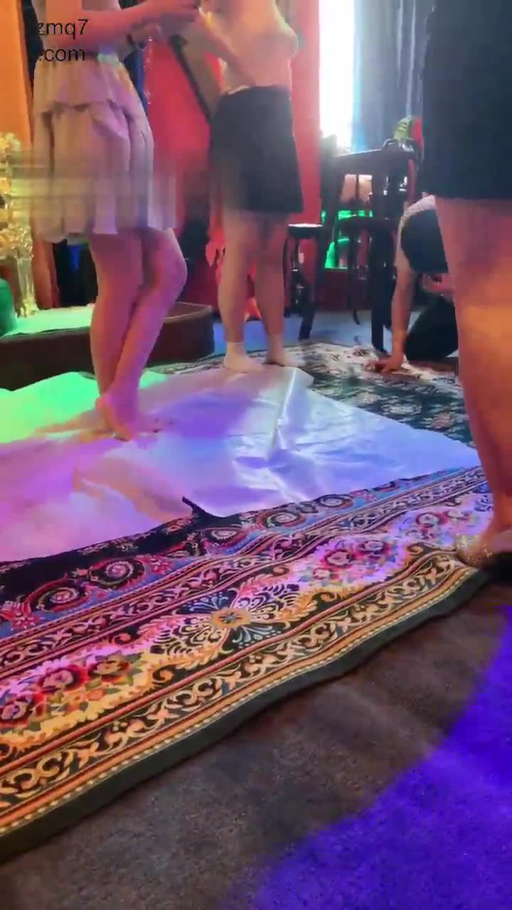 晨晨 一群姐妹来玩奴