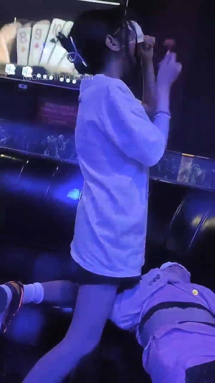 安若 忽悠一个素人学妹
