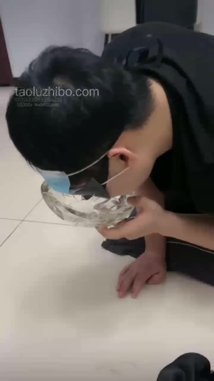 昕昕 恋口水 圣水羞辱 让男友当狗