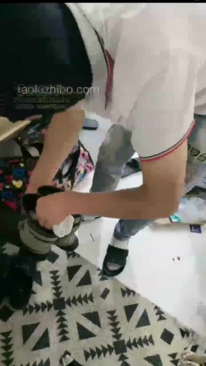 风吟 搬家工人吃剩饭 做卫生