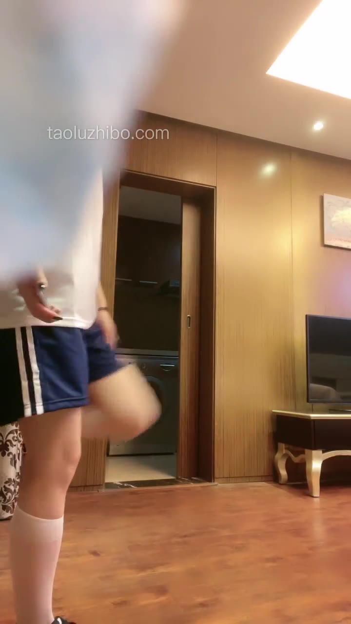 小痴大人 不良学妹校园 暴力学长