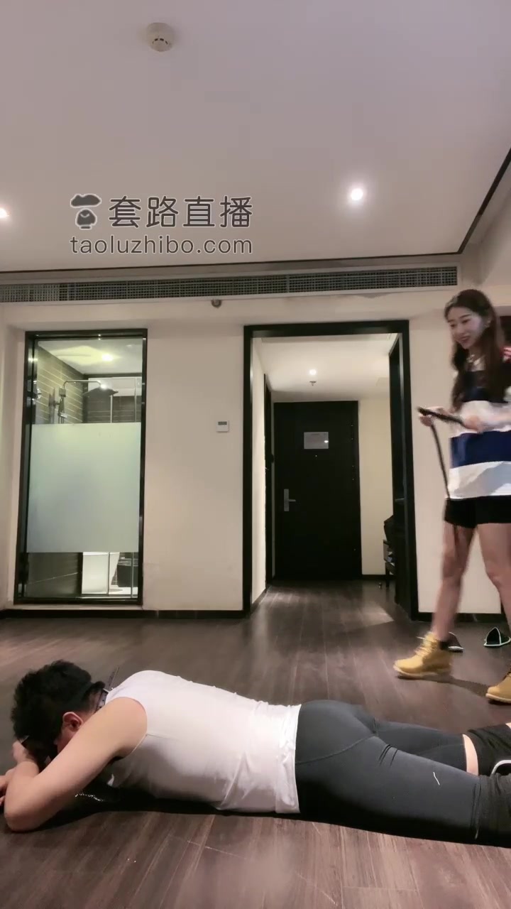 沅芷 蛇鞭加私奴 等于史上最废