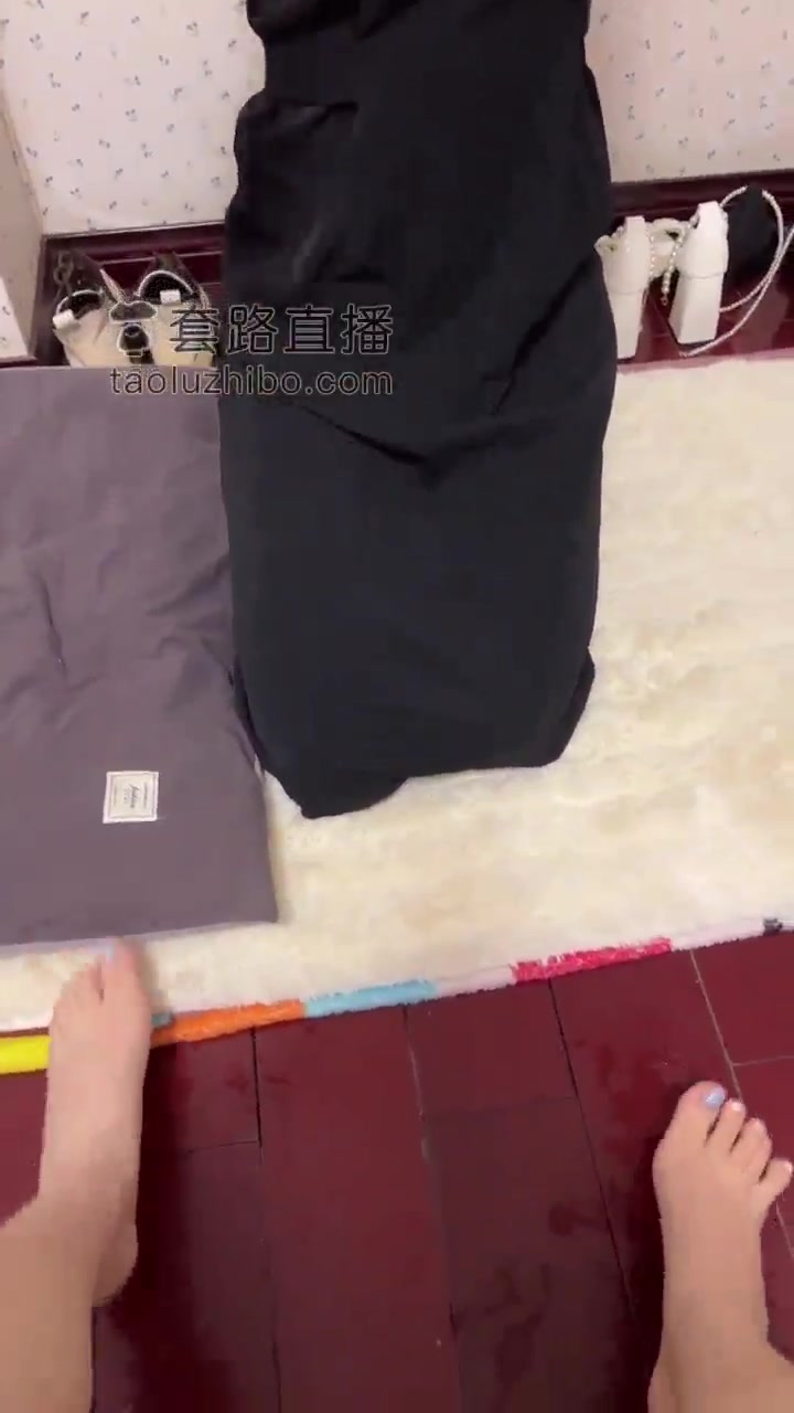 橘子没熟 开发女仆店的素人小姐姐