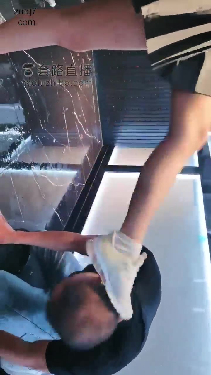 药神 户外调教 继续发泄 KTV踢废贱奴