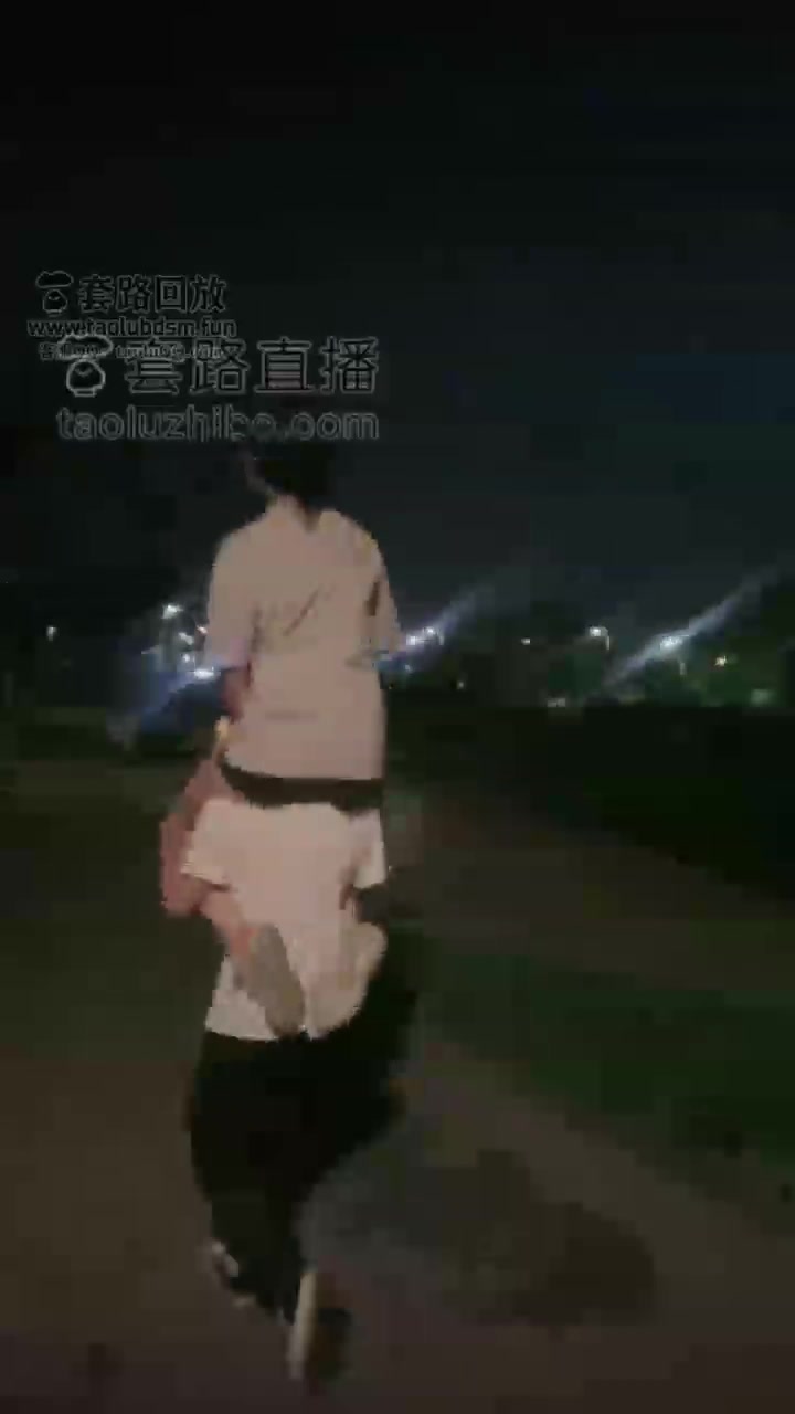 鹿梦兮 户外骑骑