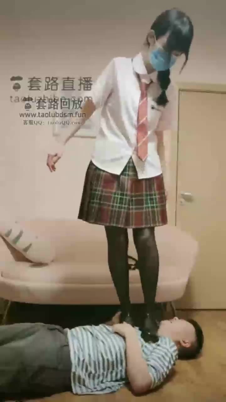 重庆第一帅男神 暴力圣水场 女仆小七上课