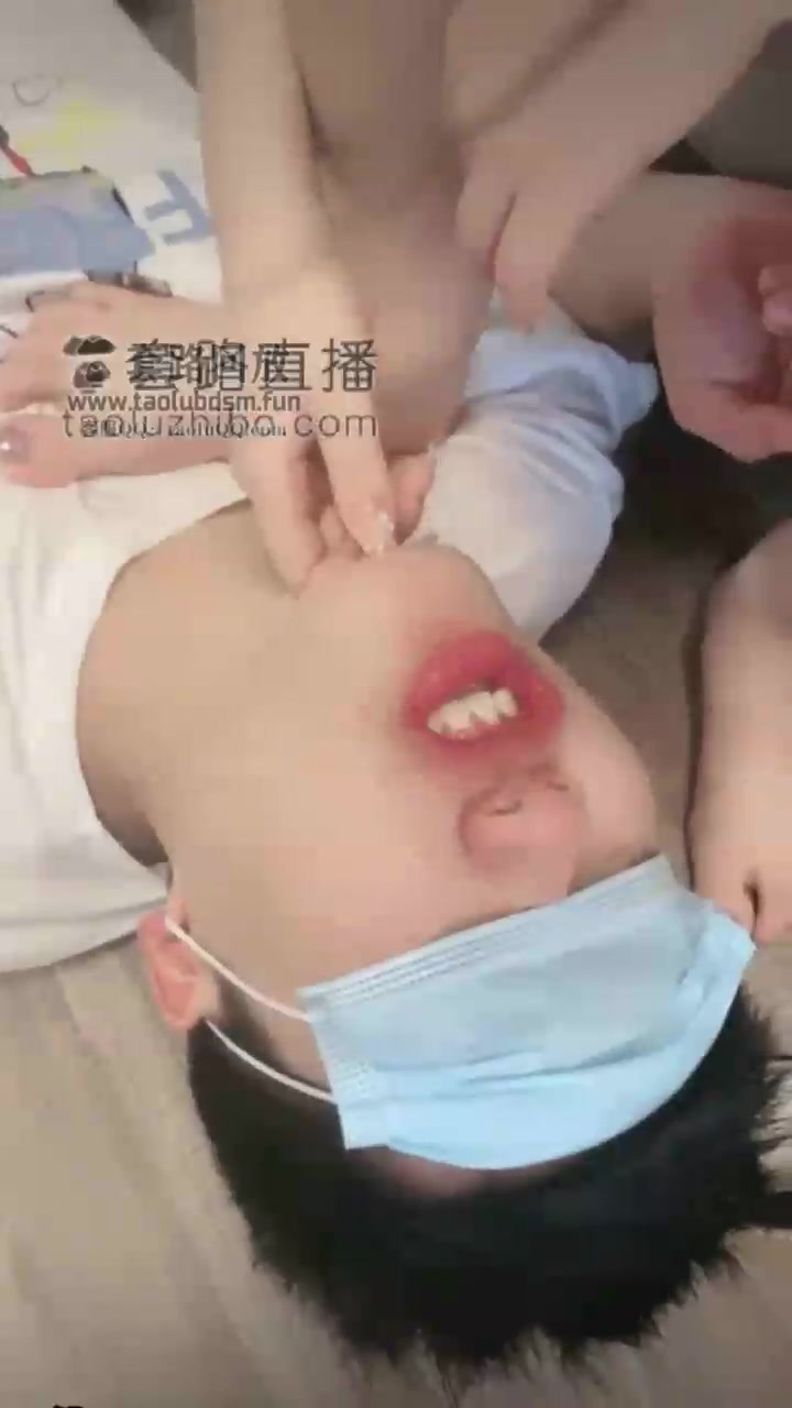 欣欣 你们要的踢蛋来了