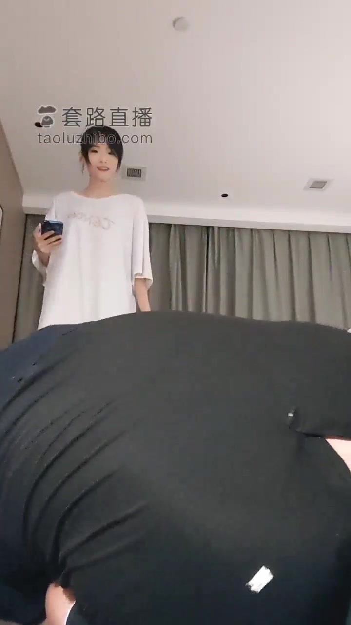 莫瑶大大 踢裆