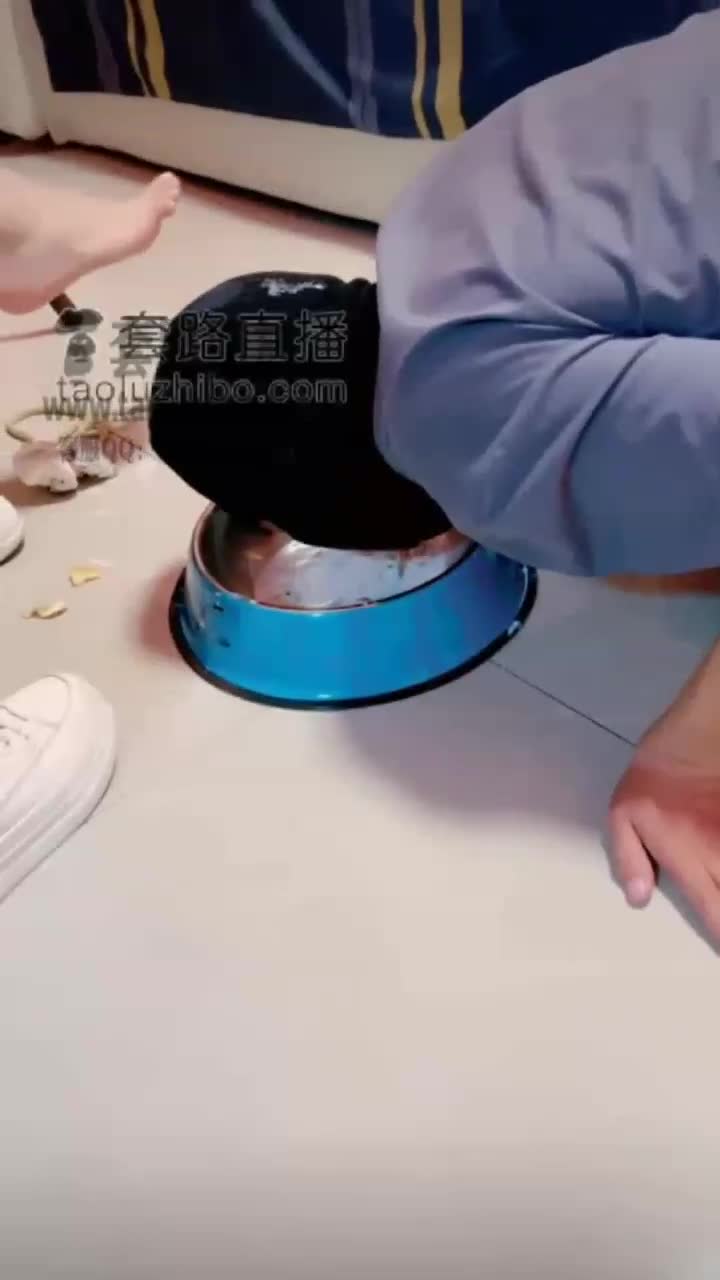 夏娃 全体重 鞭打 踢裆 羞辱 烟灰缸