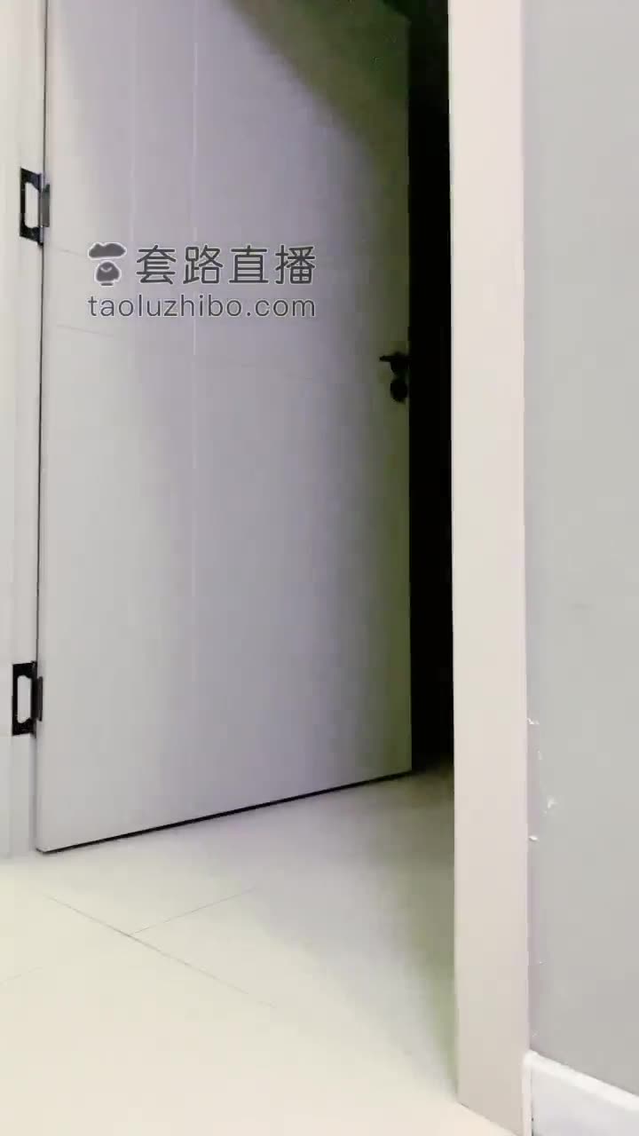 与精神小妹的那些事 带清纯素人 首次调教