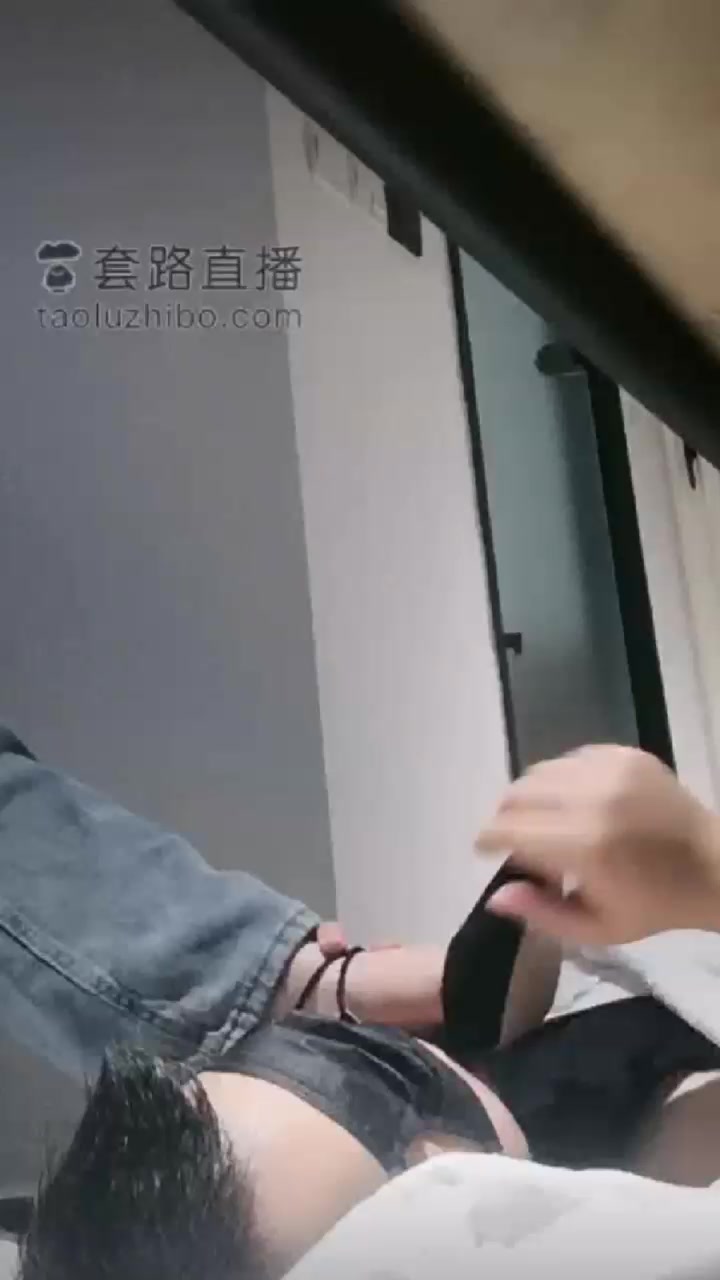 甜音 牛奶看圣水 跪起拉胯 上