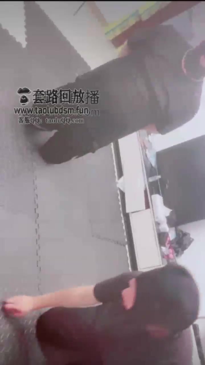 清雅 调教 重度打耳光 踢肚子 踹脸