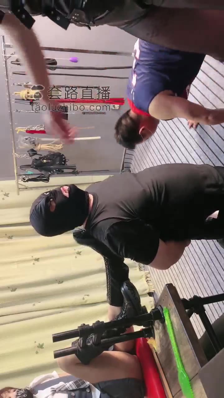 澜希 你的暴力学姐