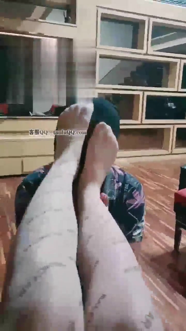 嘉妮 给花衬衫男上课