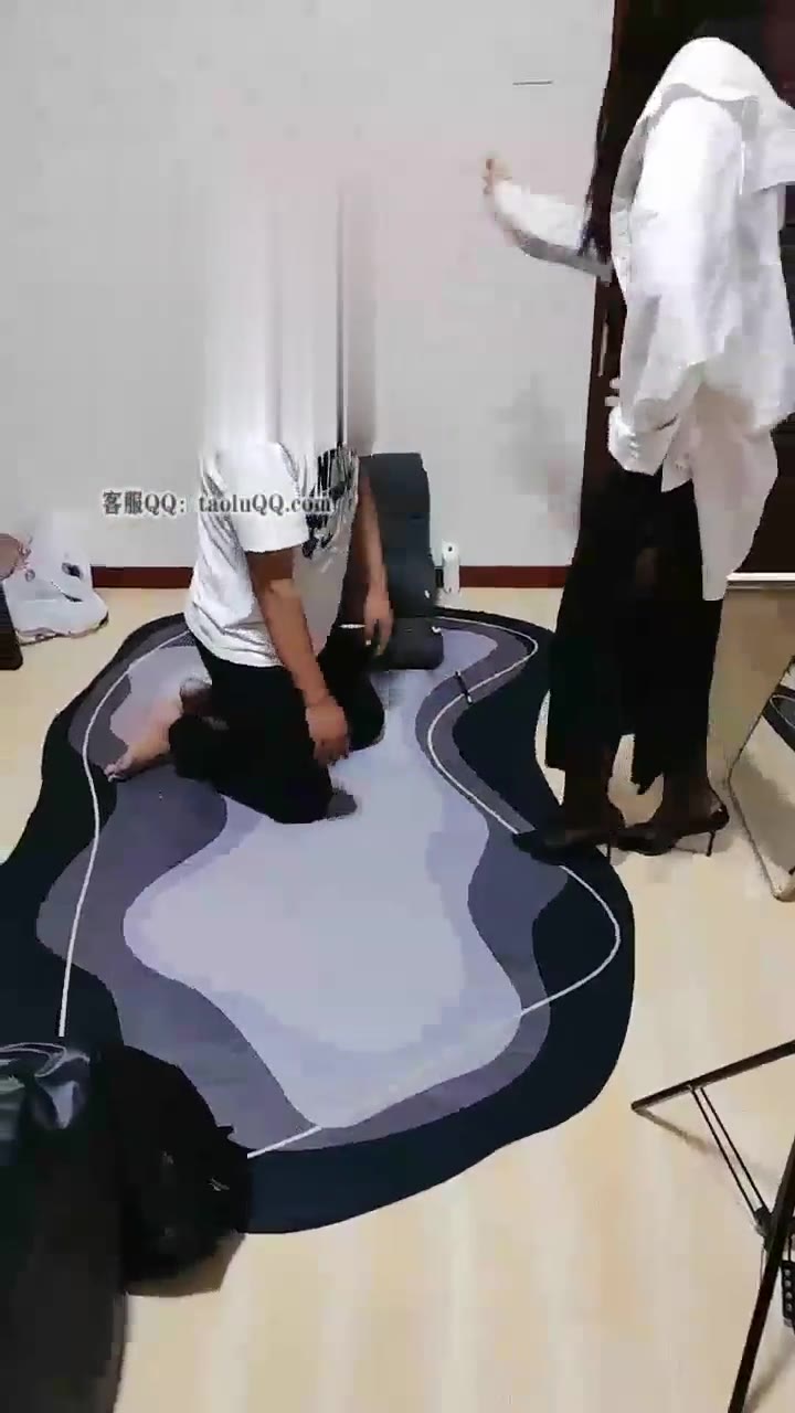 馨然 调教 直播 舔脚 舔黑丝 吃痰和口水