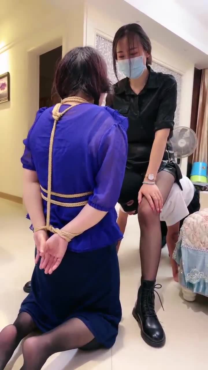 丹祖宗 调教一对贱婢