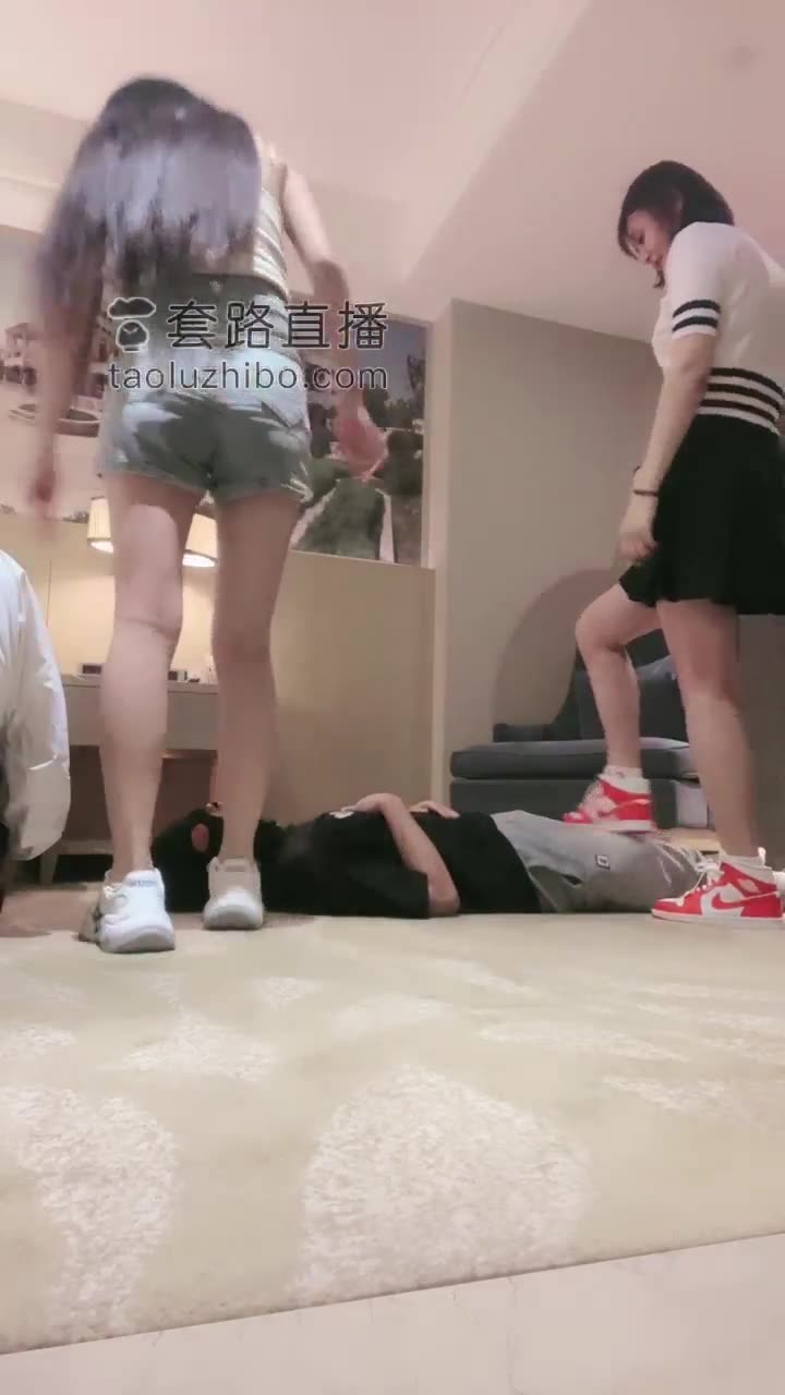 孤野 踩踏耳光 双主极度羞辱