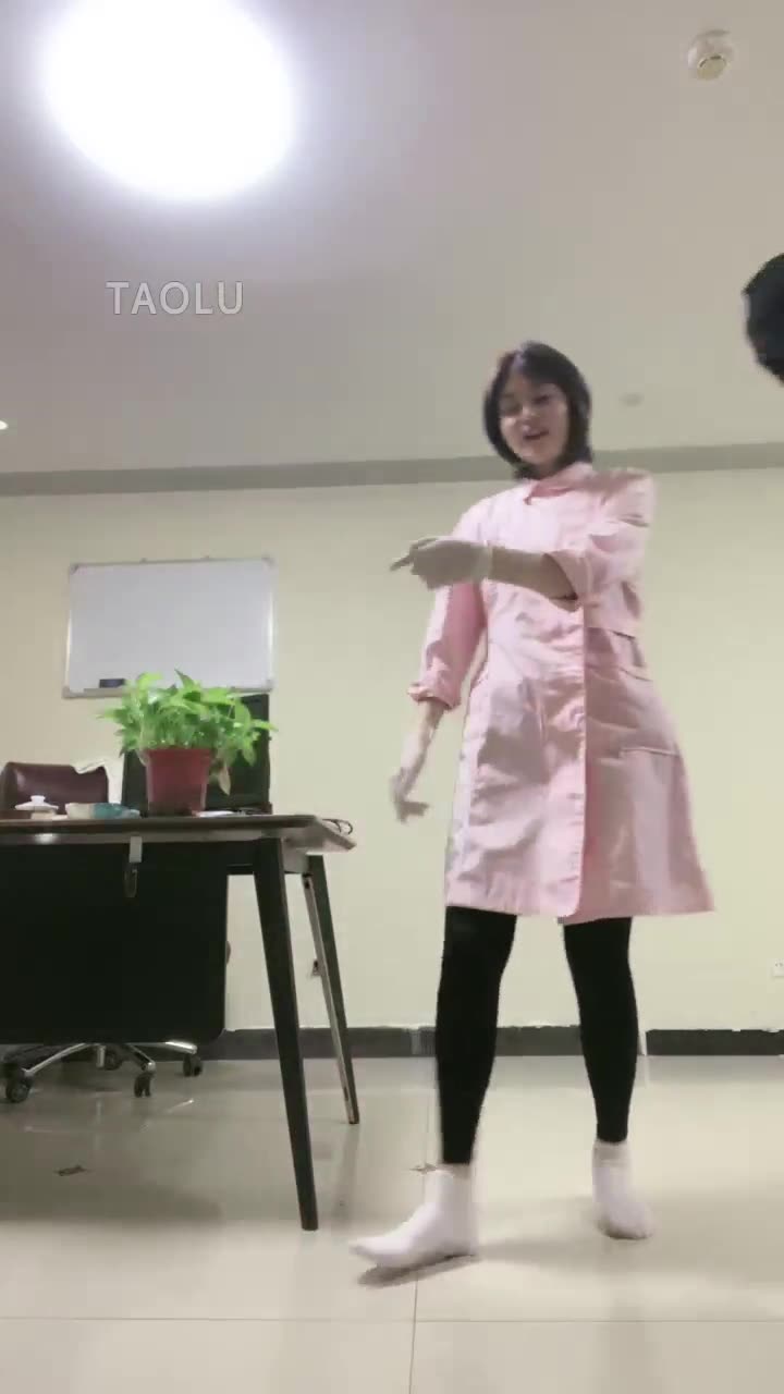 孤野 护士暴打探亲者