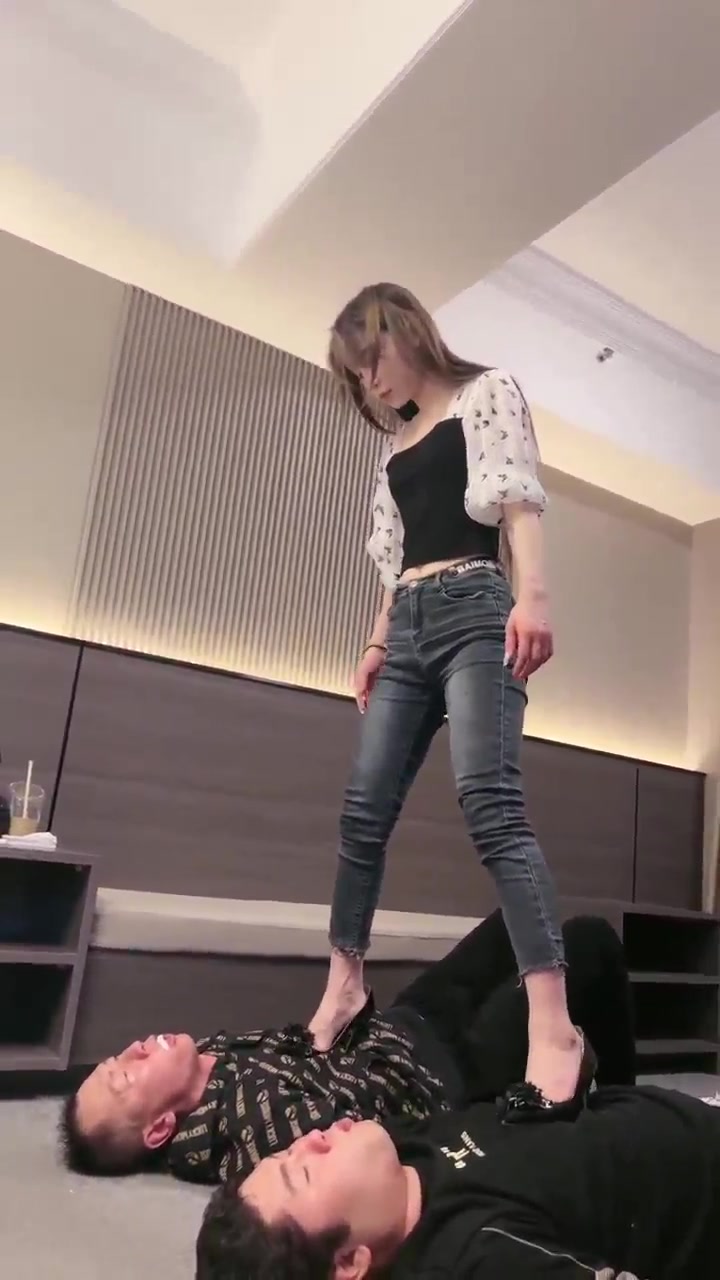 领主老大 高跟鞋重度踩踏