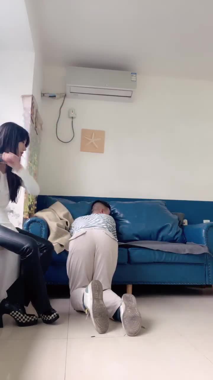 安琪 带新的闺蜜调教