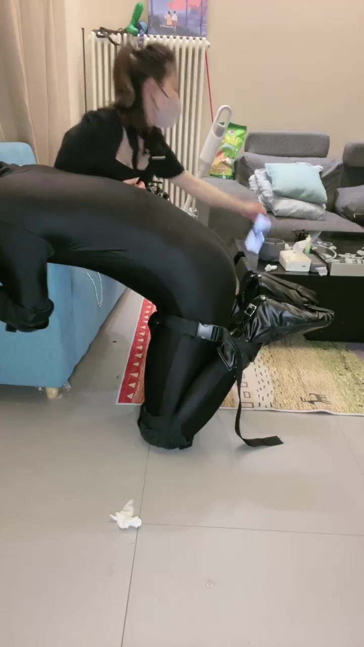 八爷 素人被圈养和改造