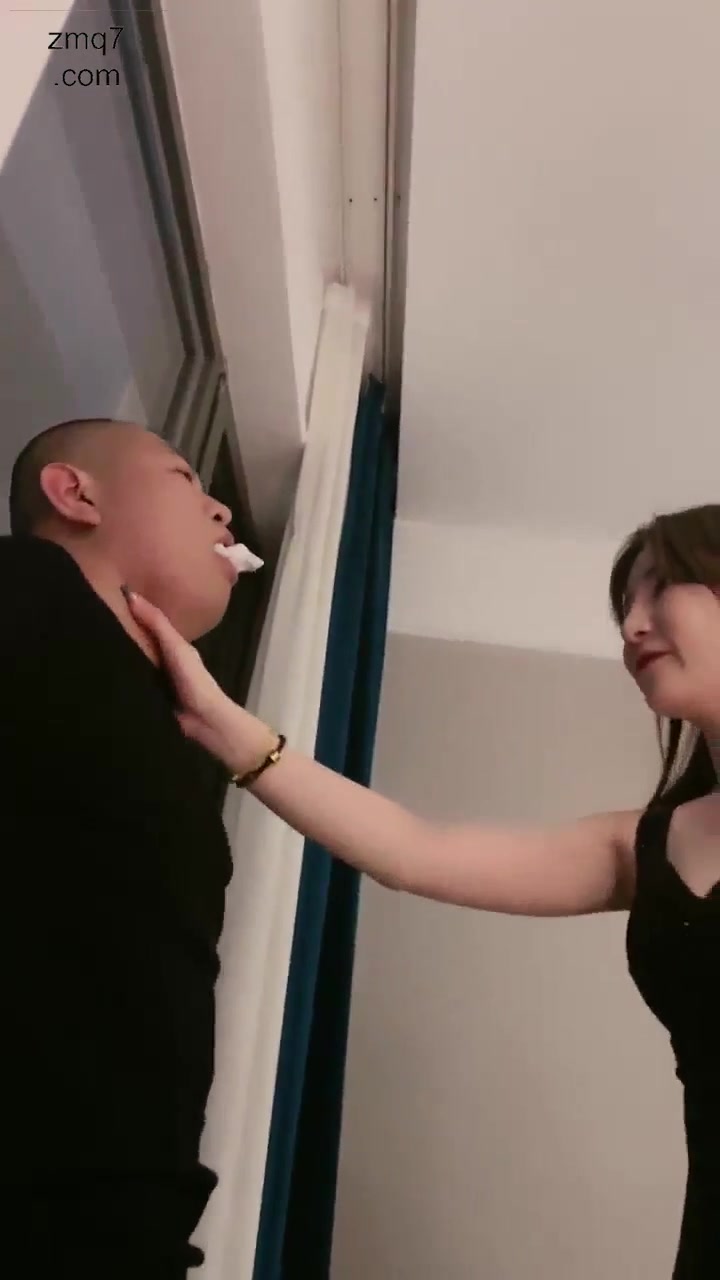 领主老大 踩踏 调教刑奴