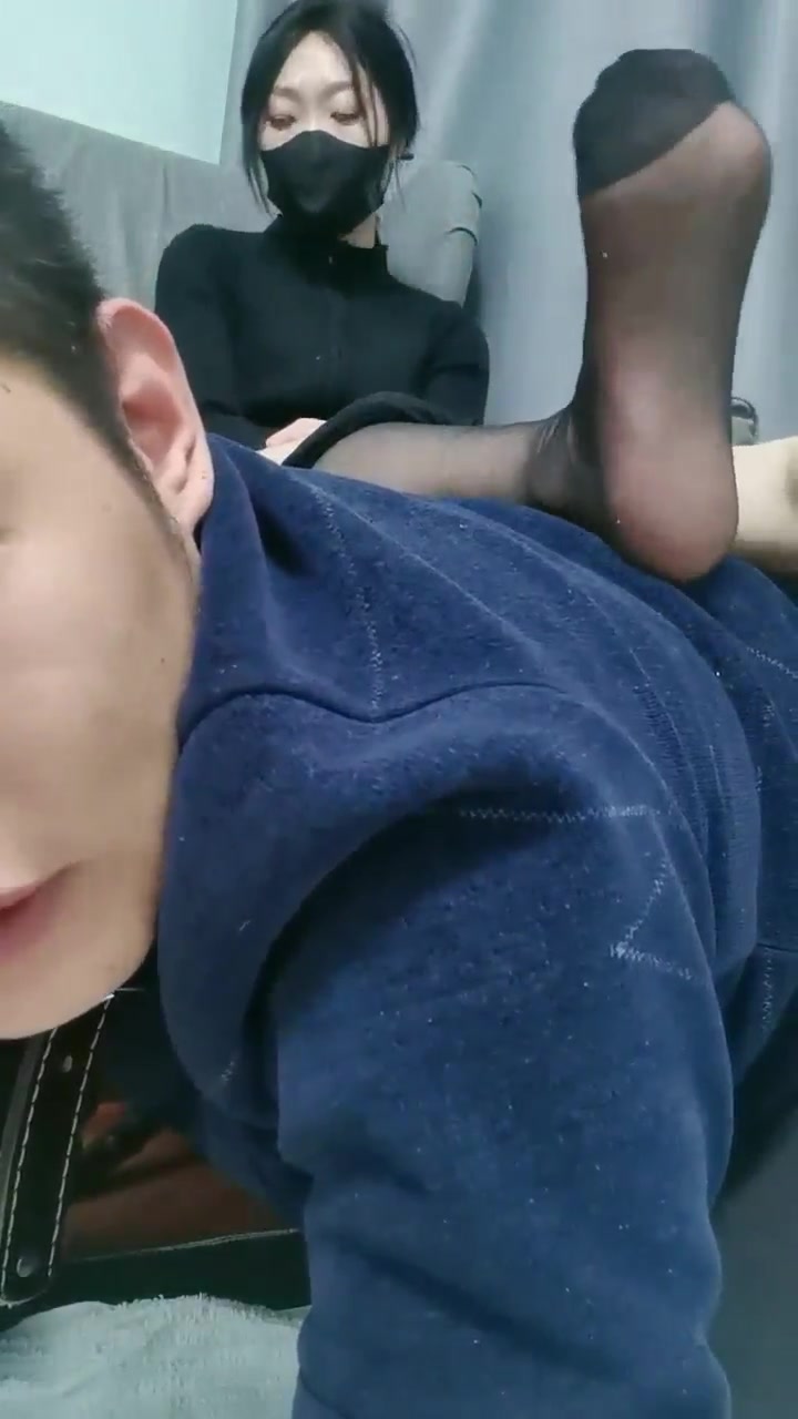 明明就很贱 不许乱动 刷礼物 点调教项目