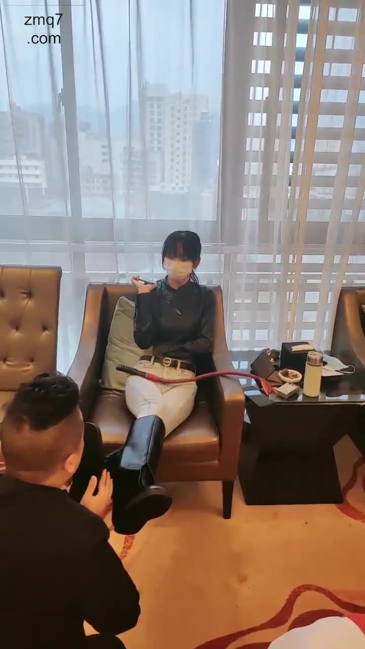 暴力美学 开发贡猪