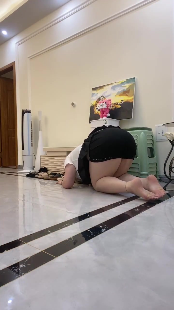 琳嘉 狗窝女奴系列1