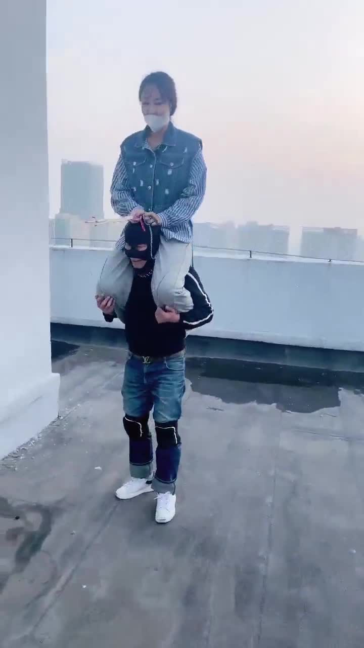 Rooftop yo dog